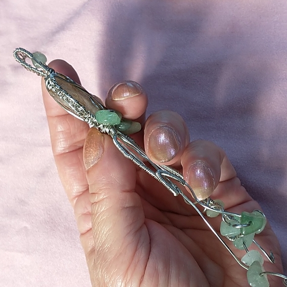 NWT Beautiful Smokey Quartz Jellyfish Suncatcher - Picture 7 of 8